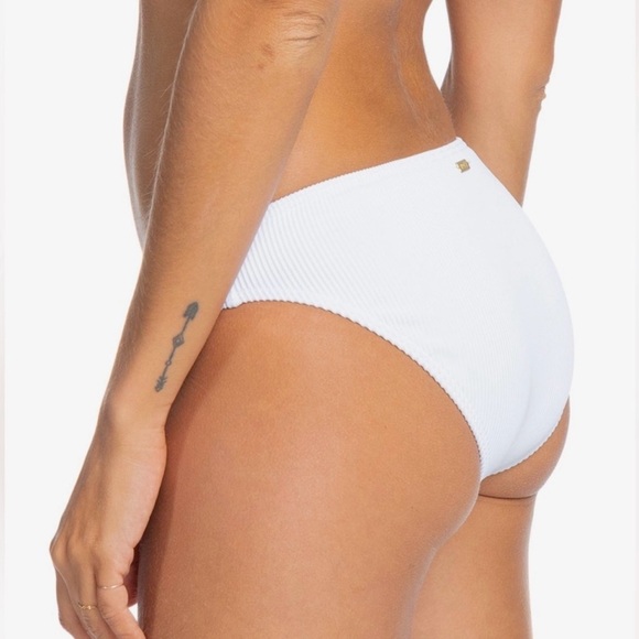 🥥ROXY Garden Trip Top & Mind of Freedom Bottoms🥥 - Picture 9 of 12